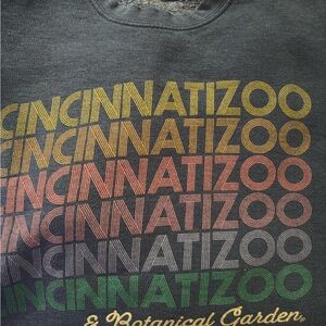 Women’s Medium Cincinnati Zoo Retro look Sweatshirt